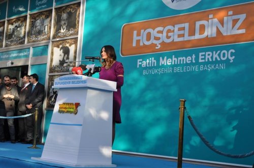 Q. Paşayeva Kahramanmaraşda Türk dünyasına səsləndi