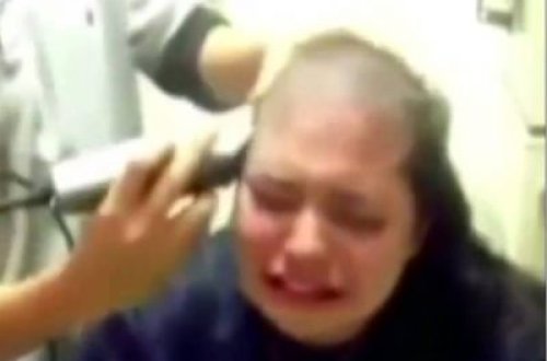 Mərcdə uduzdu deyə, qızın başına bu oyunu açdılar