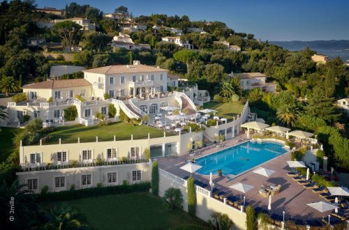 Məşhurların dəbdəbəli villaları