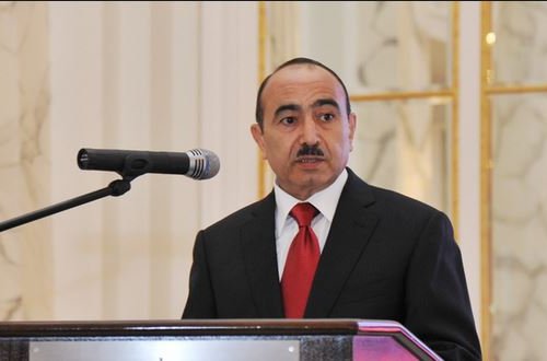 “Azərbaycan dərman istehsal edəcək” - Əli Əhmədov