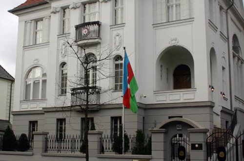 Səfirliyimiz gücləndirilmiş rejimə keçdi