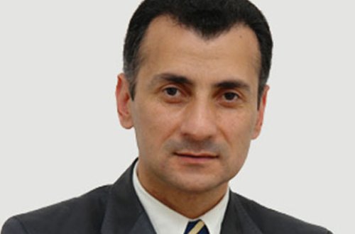 Məmurlarımız xalqdan harada gizlənir?