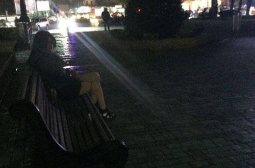 Gündüz uşaqların, gecə mavilərin parkı