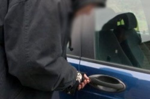 1 gecədə 16 maşın oğurladı