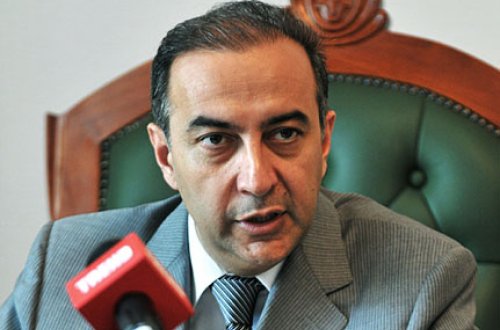 Səhiyyə Nazirliyi: Nazir müavininin işdən çıxarılması barədə yayılan məlumatlar doğru deyil