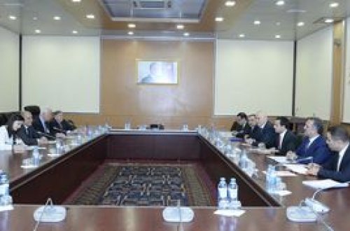 Rabitə və Yüksək Texnologiyalar Nazirliyində ABŞ-Azərbaycan Ticarət Palatasının həmsədrləri ilə görüş keçirilib