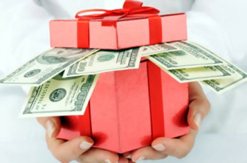 Azərbaycanda hədiyyələrdən vergi tutulacaq