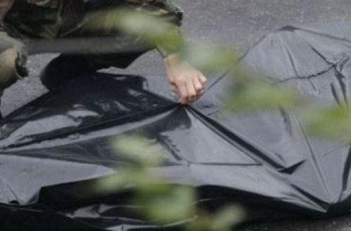 Xaçmazda yanında silah olan meyit tapılıb