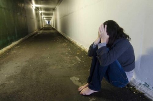 Bakıda 25 yaşlı qız evdən qaçdı - Sevgilisi onu axtarır