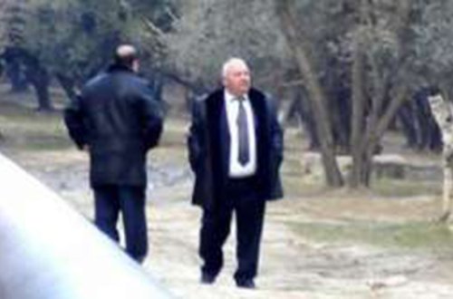 Akif Çovdarov 3 milyonluq borc sildirib