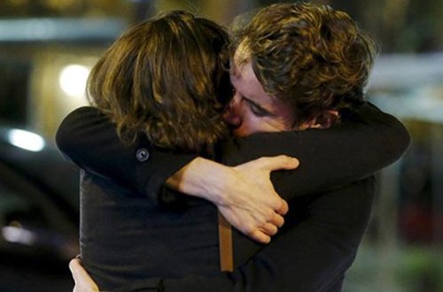 Parislilərdən insanlıq dərsi