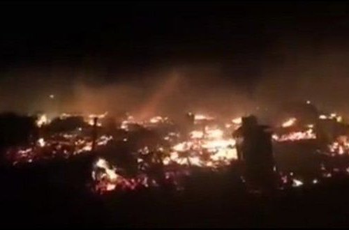 Fransada qaçqınlar üçün düşərgəni yandırdılar