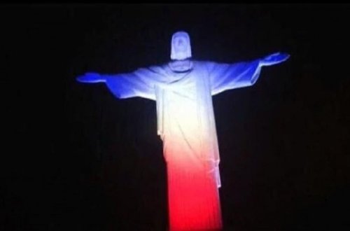 Dünya ölkələri Fransaya belə dəstək verdi