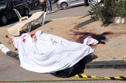 Kran işçinin başına düşdü