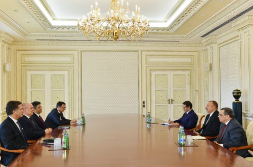 Elmar Məmmədyarov Babatunde Osotimehini qəbul etdi