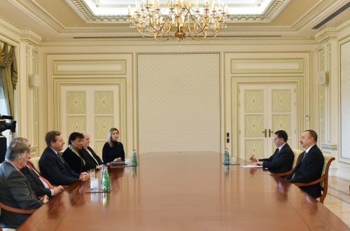 İlham Əliyev Böyük Britaniya nümayəndə heyətini qəbul etdi