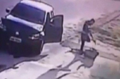 Keçmiş arvadını və onun sevgilisini güllələdi