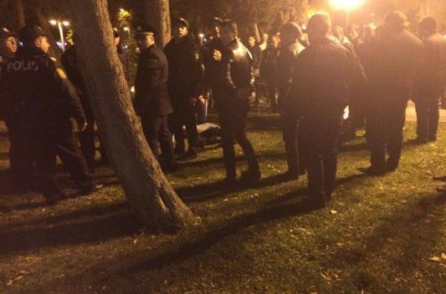 Polis huşunu itirmiş bacısına kömək etmək istəyən qızı tutdu