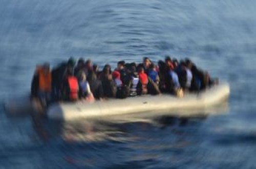 Miqrant gəmisi batdı