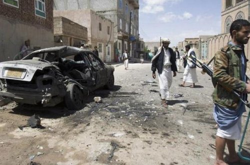 Avtomobil minaya düşdü