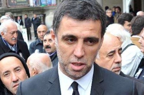 Türkiyə Futbol Federasiyası Hakan Şükürü “sildi”