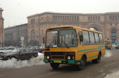 Ermənistan avtobusları Rusiyaya niyə buraxılmır?
