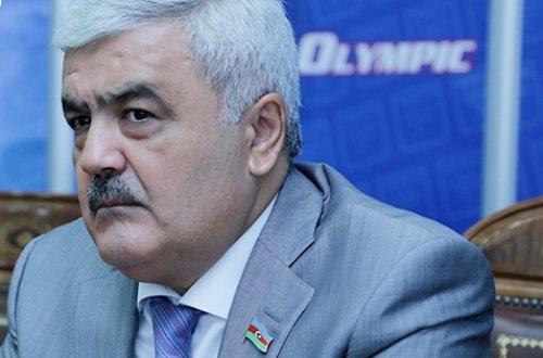 Rövnəq Abdullayevdən yeni