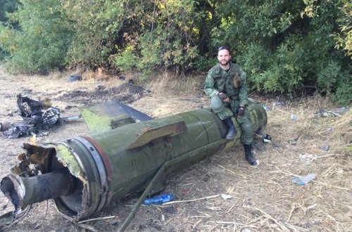 “DXR” yaraqlısı: Döyüşçülərə Qarabağda Rusiyanı müdafiə etməyi təklif edirlər