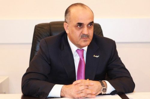 Nazir 19 nəfəri işdən çıxardı