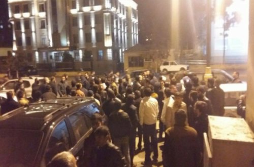 Bakıda polis dindarların aksiyasını dağıtdı