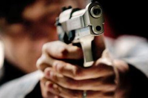 Şirvan sakini ürəyindən güllələnib