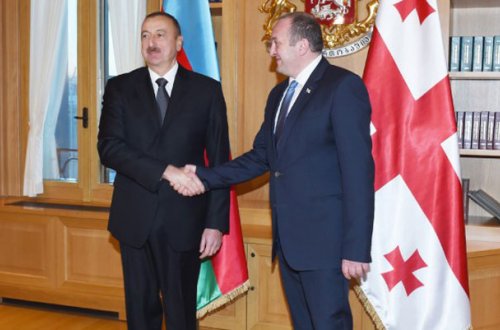 Prezidentlərin təkbətək görüşü