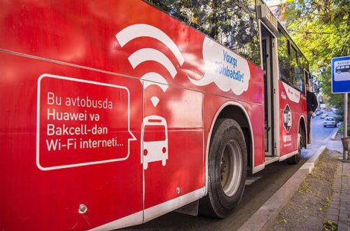 Bakıda Wi-Fi-lı avtobus fəaliyyətə başladı