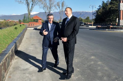 Prezident magistraldakı işlərlə maraqlandı