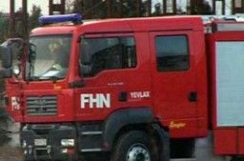 Yem mağazası yandı