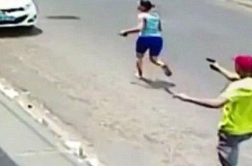 Küçədə dəhşət: polis zabiti arvadına 11 atəş açdı