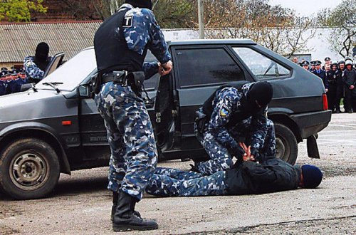 Ukraynada azərbaycanlı birlikdə içki içdiyi adamı öldürdükdən sonra qaçdı