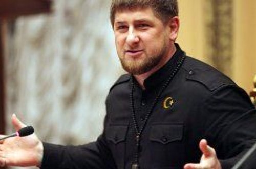 Prezident onu öldürmək istəyən şəxsə hamının içində görün nə dedi