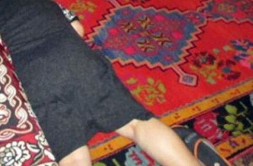 Müəllimə seçki qutusu aparılan evdə öldürülübmüş