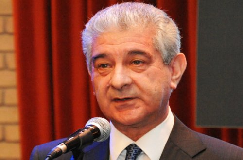 Əli Əhmədov seçki pozuntusundan danışdı