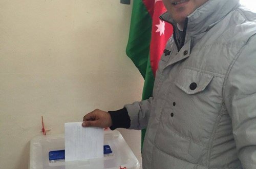 Tanınmış teleaparıcı Aqil Uluxanlı da səs verdi - FOTOLAR