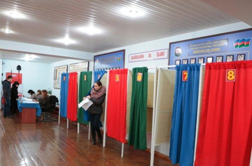 Müxalifət nümayəndələri seçkilərin gedişindən danışdılar