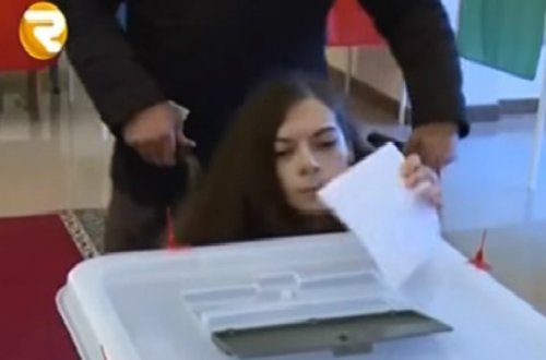 Fiziki qüsurlu qızdan seçki günü nümunə