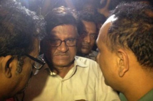 Banqladeş: dünyəvi naşir qətlə yetirilib