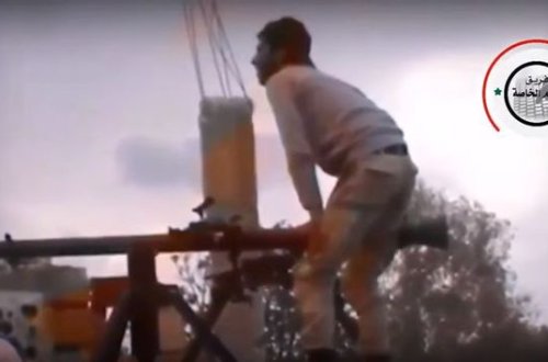 Tank atəşi İŞİD yaraqlısını hissələrə parçaladı