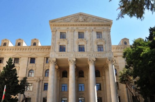 Rəsmi Bakı həmsədrlərə irad tutdu