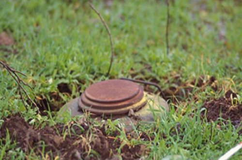 Hərbçilərimiz minaya düşdü: