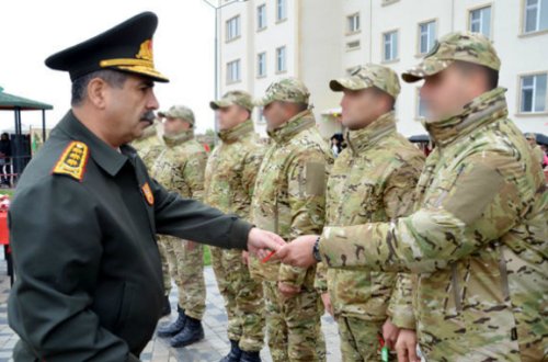 Müdafiə naziri: Düşməni məhv edərək mütləq torpaqlarımızdan qovacağıq