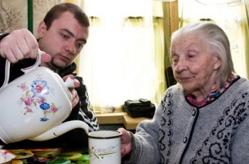 Nazirlik 12 min 350 ahıl və əlilə yardım edib