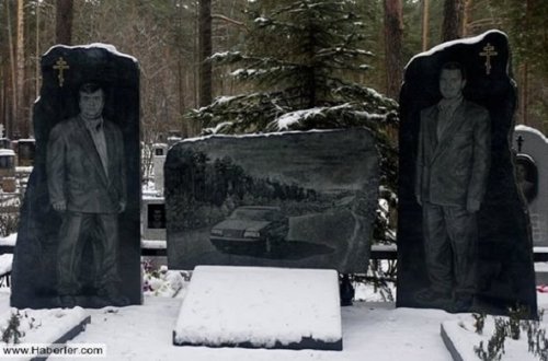 Mafiya liderlərinin QƏRİBƏ MƏZARLARI